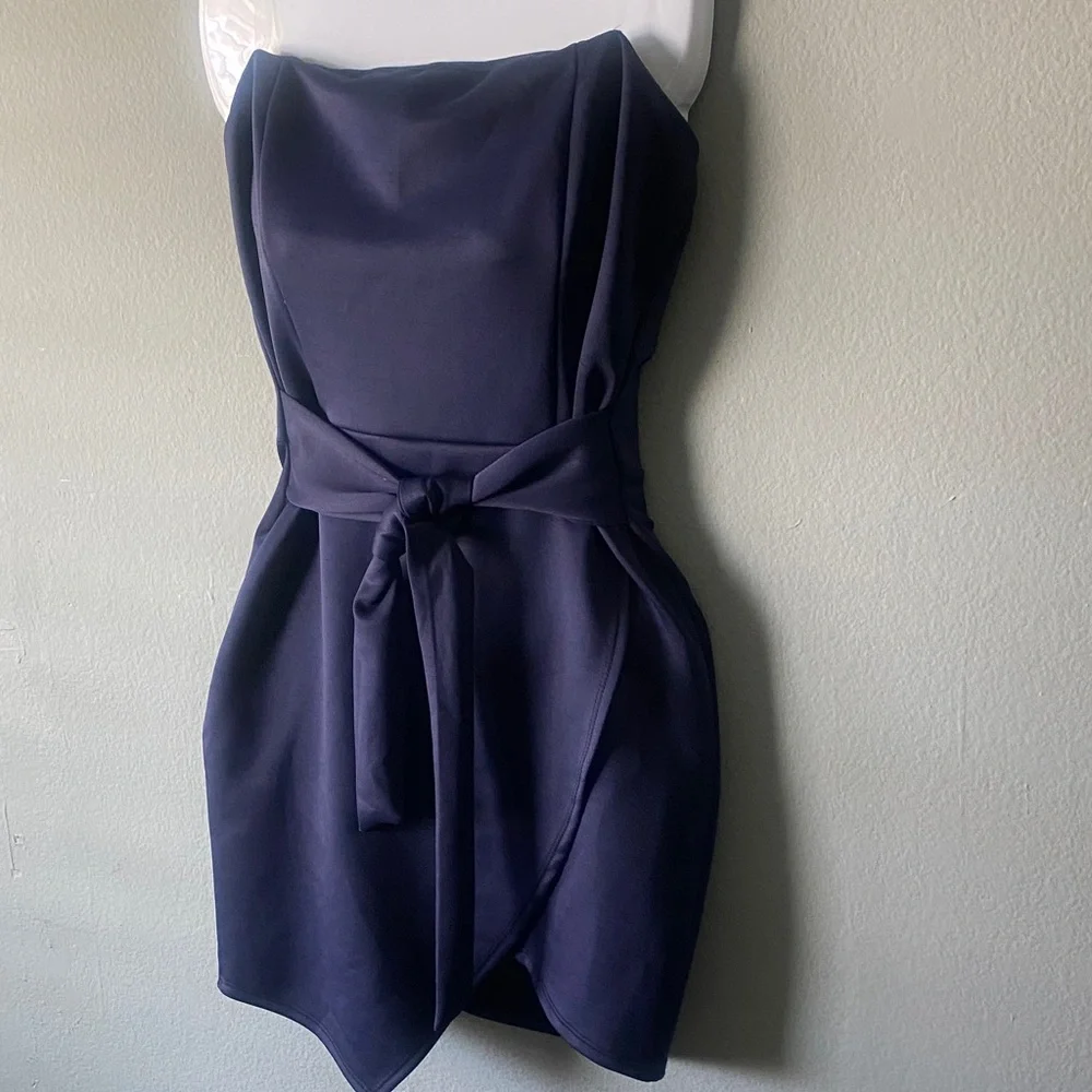 NWT Charlotte Russe Strapless Navy Tie-Waist Cocktail Dress - Picture 3 of 11